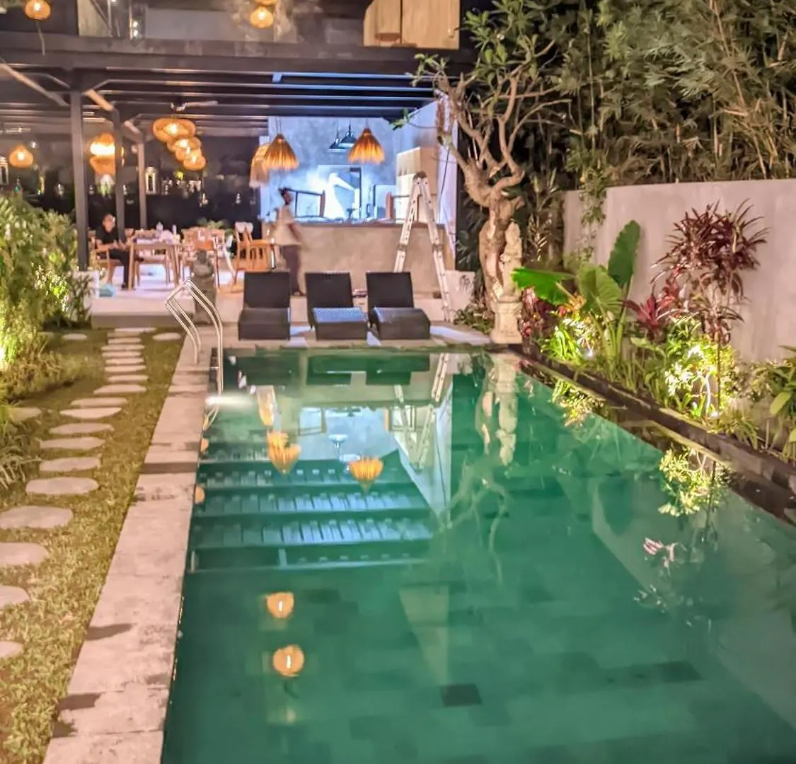 Sujiwa Ubud Hotel & Villa