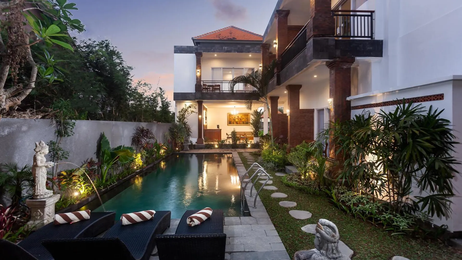 Sujiwa Ubud Hotel & Villa